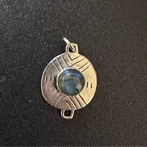 Labradorite and Sterling Silver Pendant